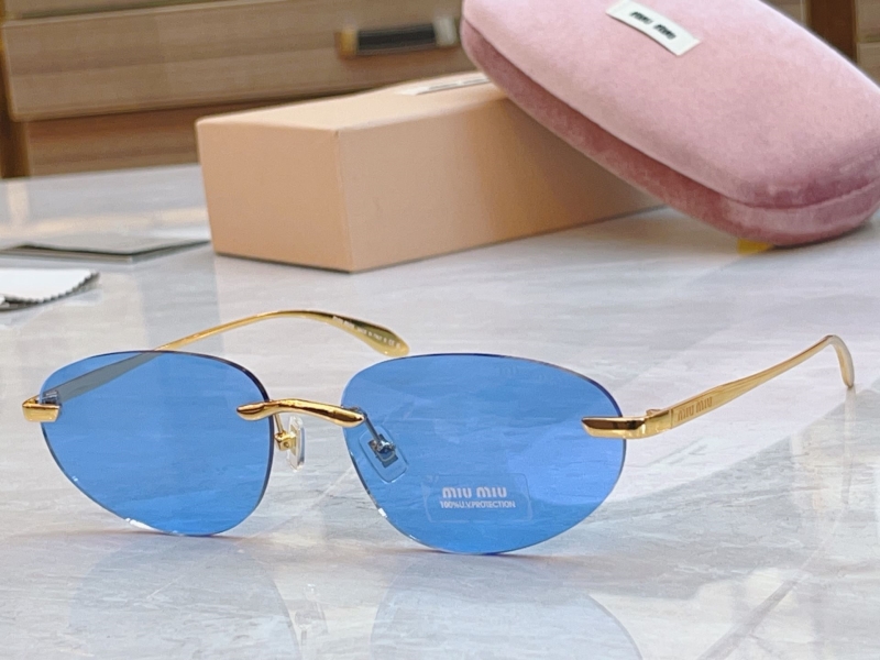 MIU MIU